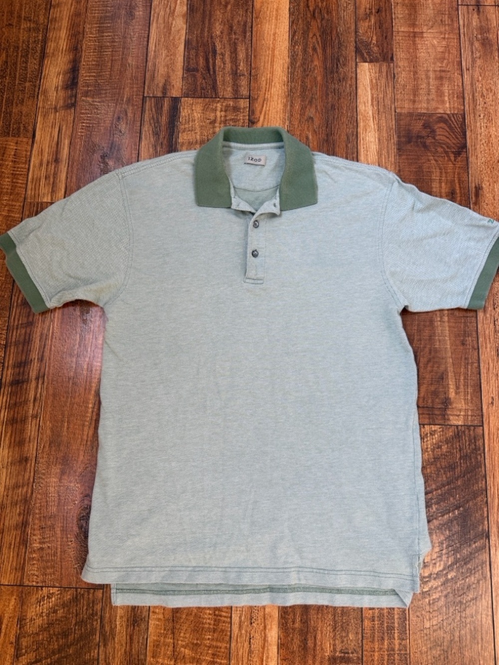 Izod knit shirt M